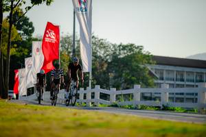 BIB: 
                            <button type="button" onclick="openModal(26180413)" class="btn btn-primary btn-sm float-right btn-popup" data-toggle="modal" data-target=".modal-high-quality">
                        <i class="fas fa-shopping-cart"></i> Add to Cart
                    </button>
                                            <button type="button" onclick="isThisMe(26180413, true)" class="btn btn-success btn-sm float-right btn-popup btn-isme hidden" data-toggle="tooltip" data-placement="bottom" title="นี่คือรูปของคุณใช่ไหม คลิกที่นี่เพื่อเอาเข้าอัลบั้ม">
                        <i class="fas fa-plus"></i> Add to album
                    </button>
                    <button type="button" onclick="isThisMe(26180413, false)" class="btn btn-warning btn-sm float-right btn-popup btn-isnotme hidden">
                        <i class="fas fa-ban"></i> Remove from album
                    </button>